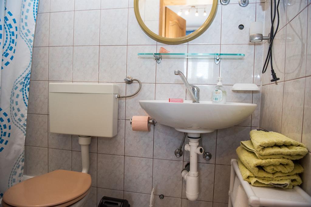 Apartments Ljubica Рогозница Екстериор снимка