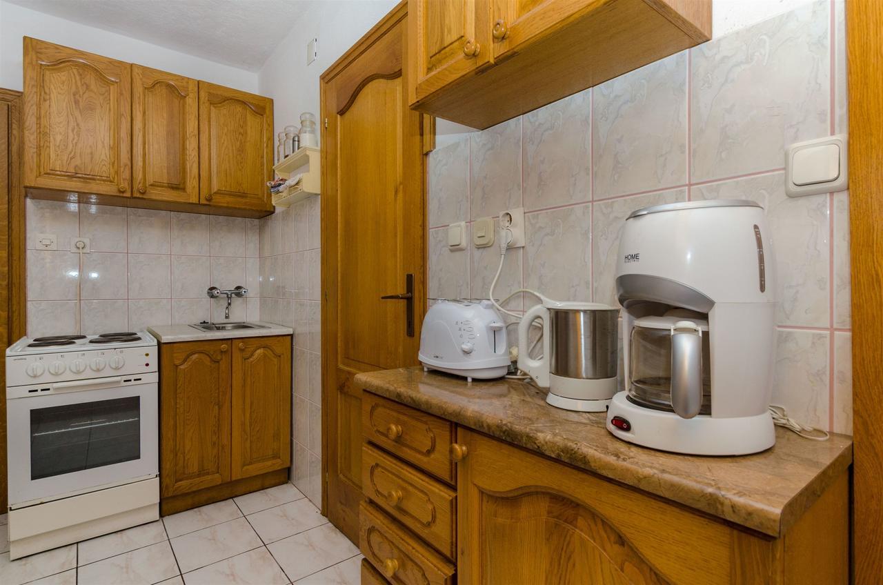 Apartments Ljubica Рогозница Екстериор снимка