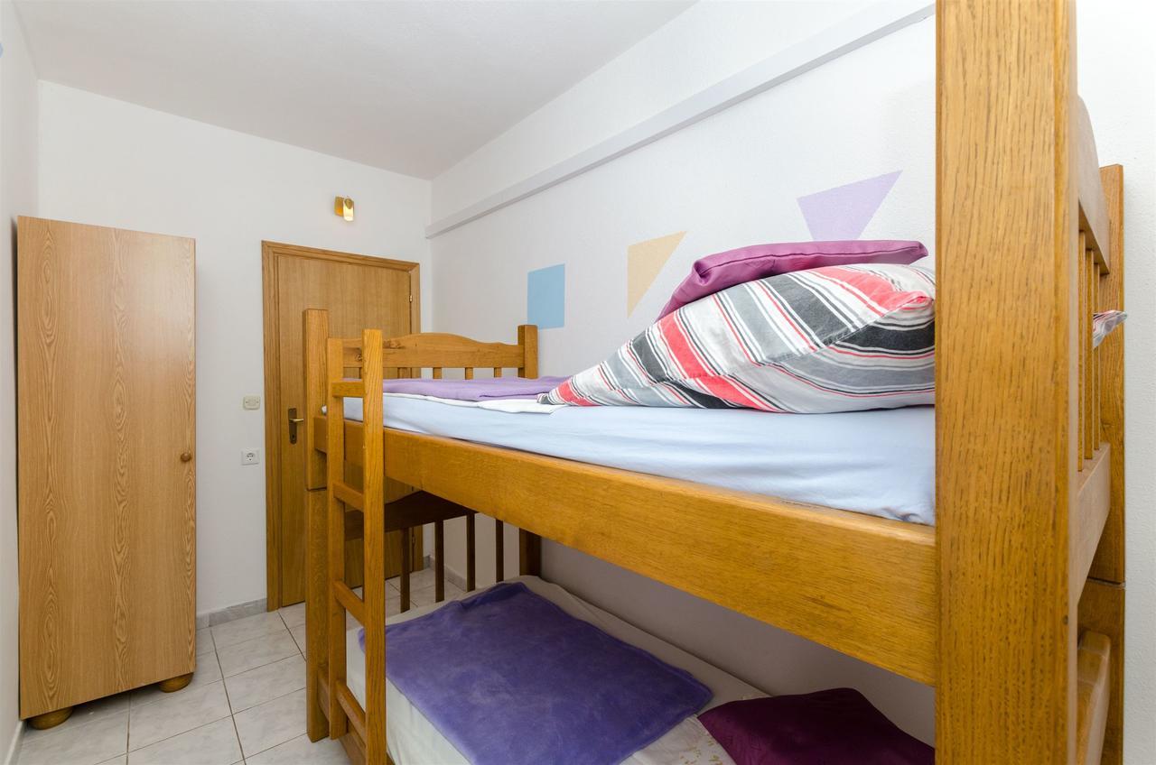 Apartments Ljubica Рогозница Екстериор снимка