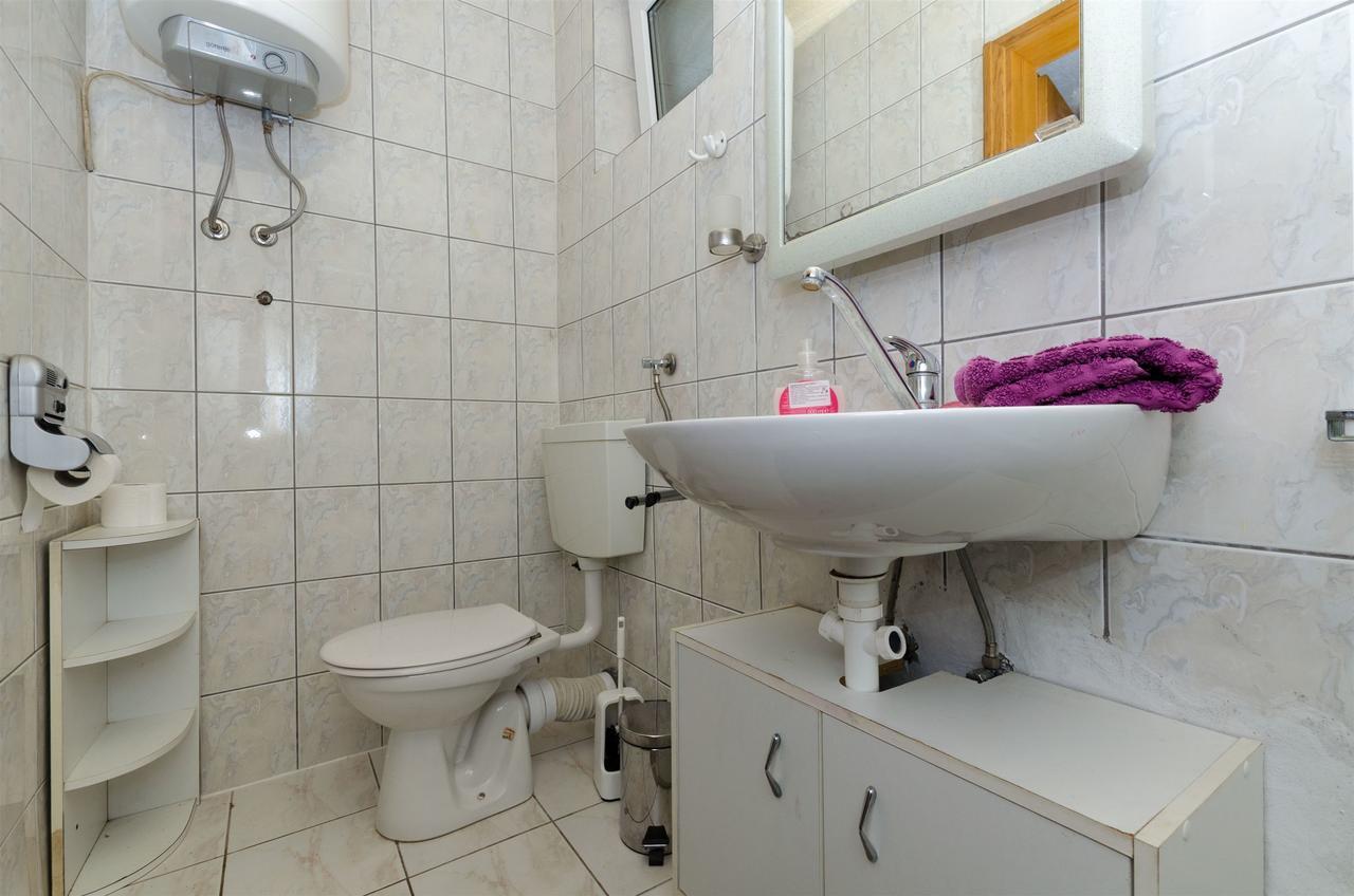 Apartments Ljubica Рогозница Екстериор снимка