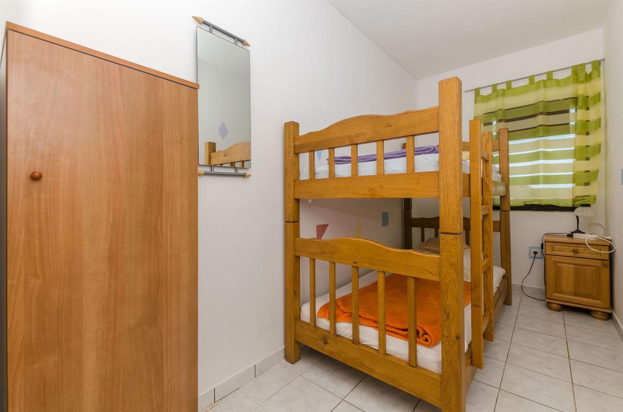 Apartments Ljubica Рогозница Екстериор снимка