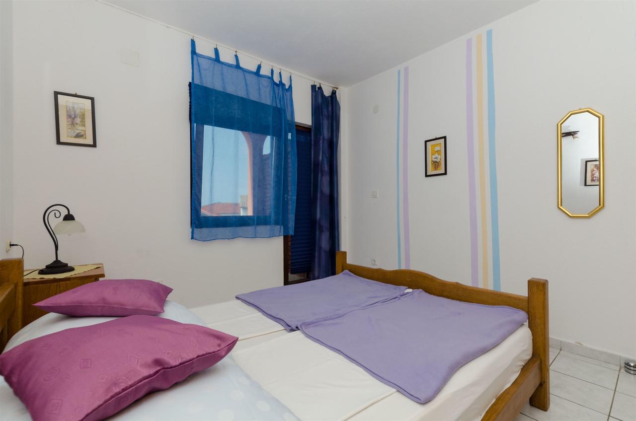 Apartments Ljubica Рогозница Екстериор снимка